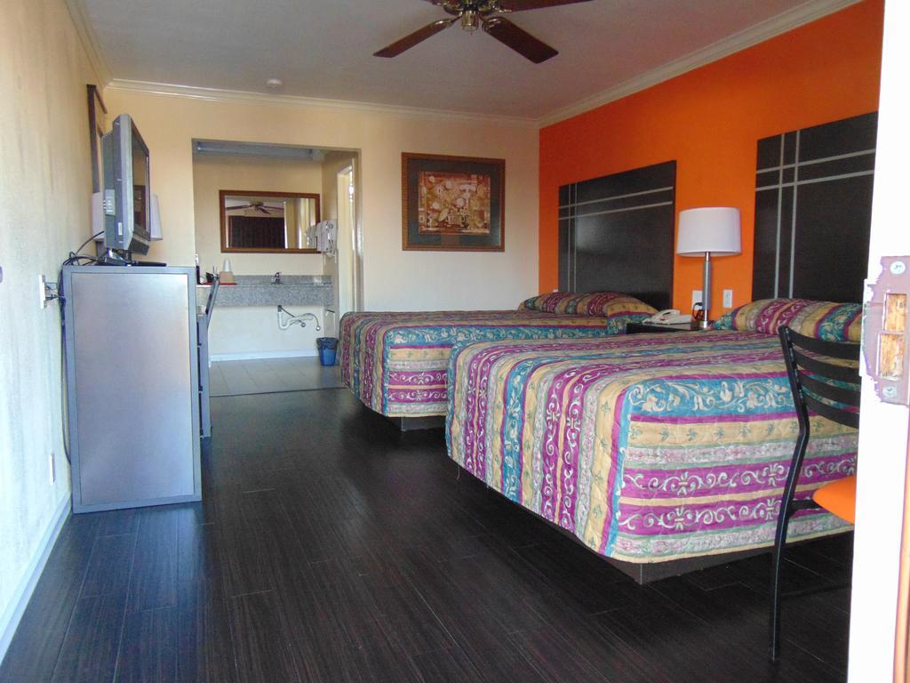 أوستن Heart Of Texas Motel الغرفة الصورة